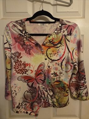 Paris IQ Size L Womens Blouse Colorful Butterfly W/buttons